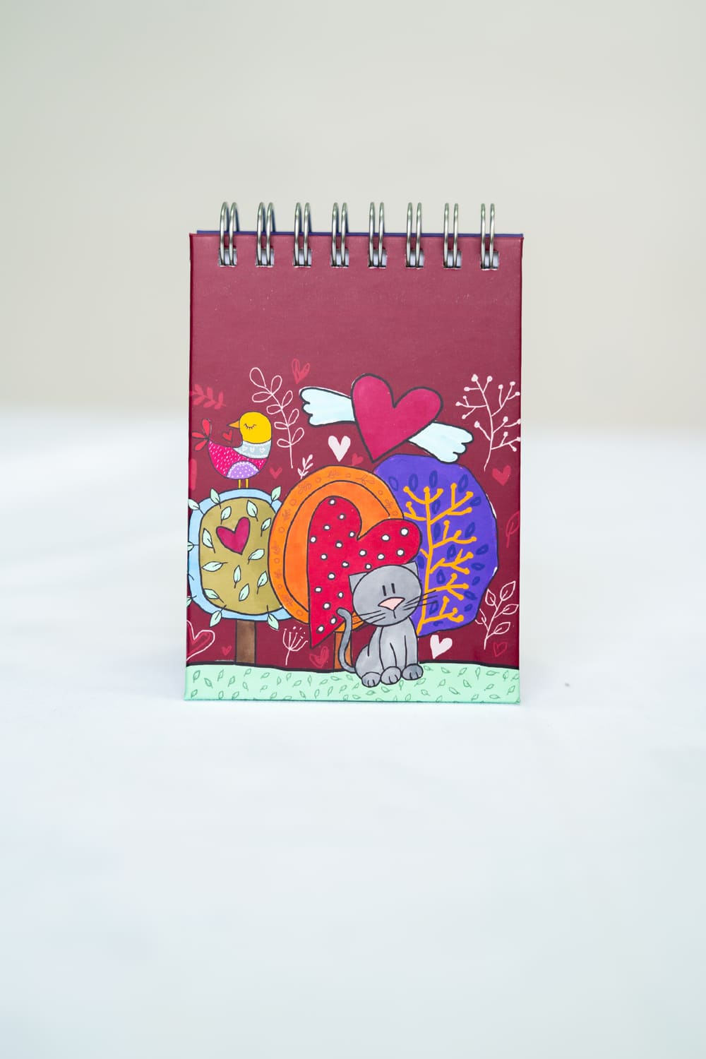 LIBRETA NIÑA ARBOL CORAZON Libreta niña árbol corazón - Imagen 1